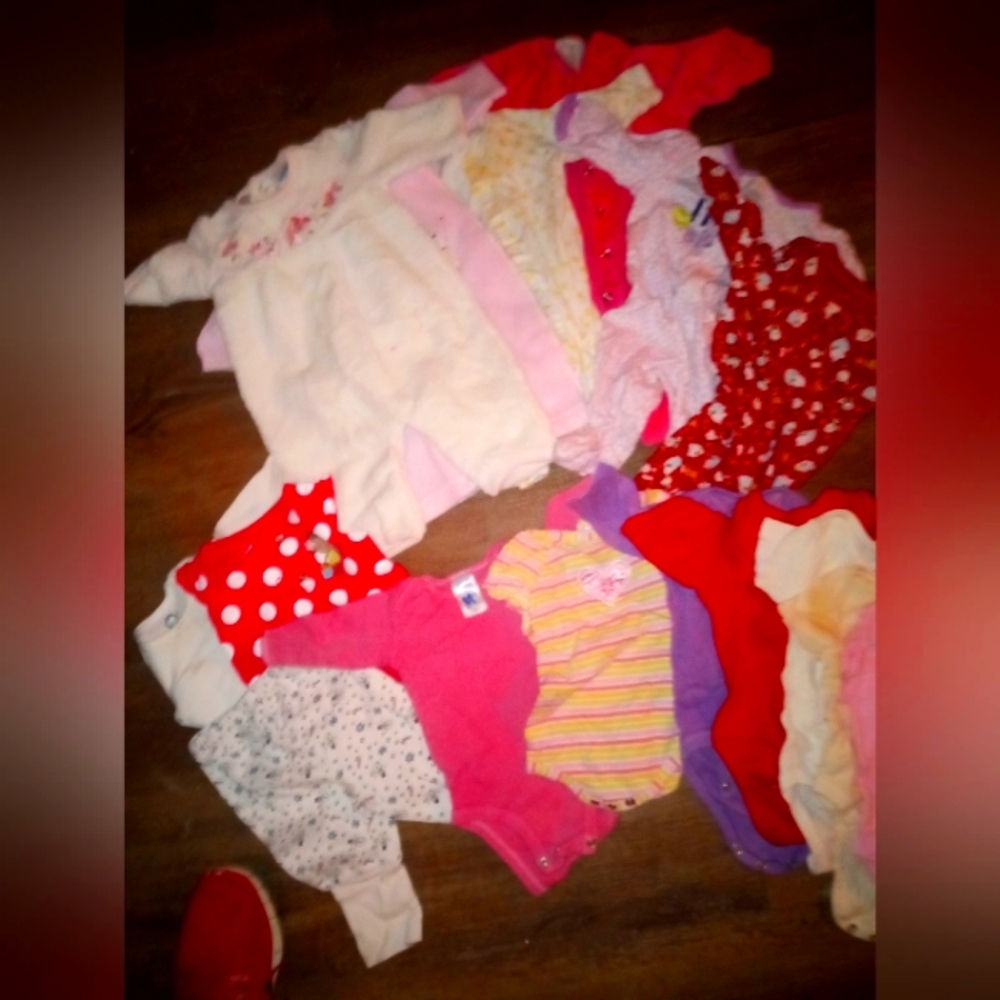 ALOT OF BABYGIRL ONIES